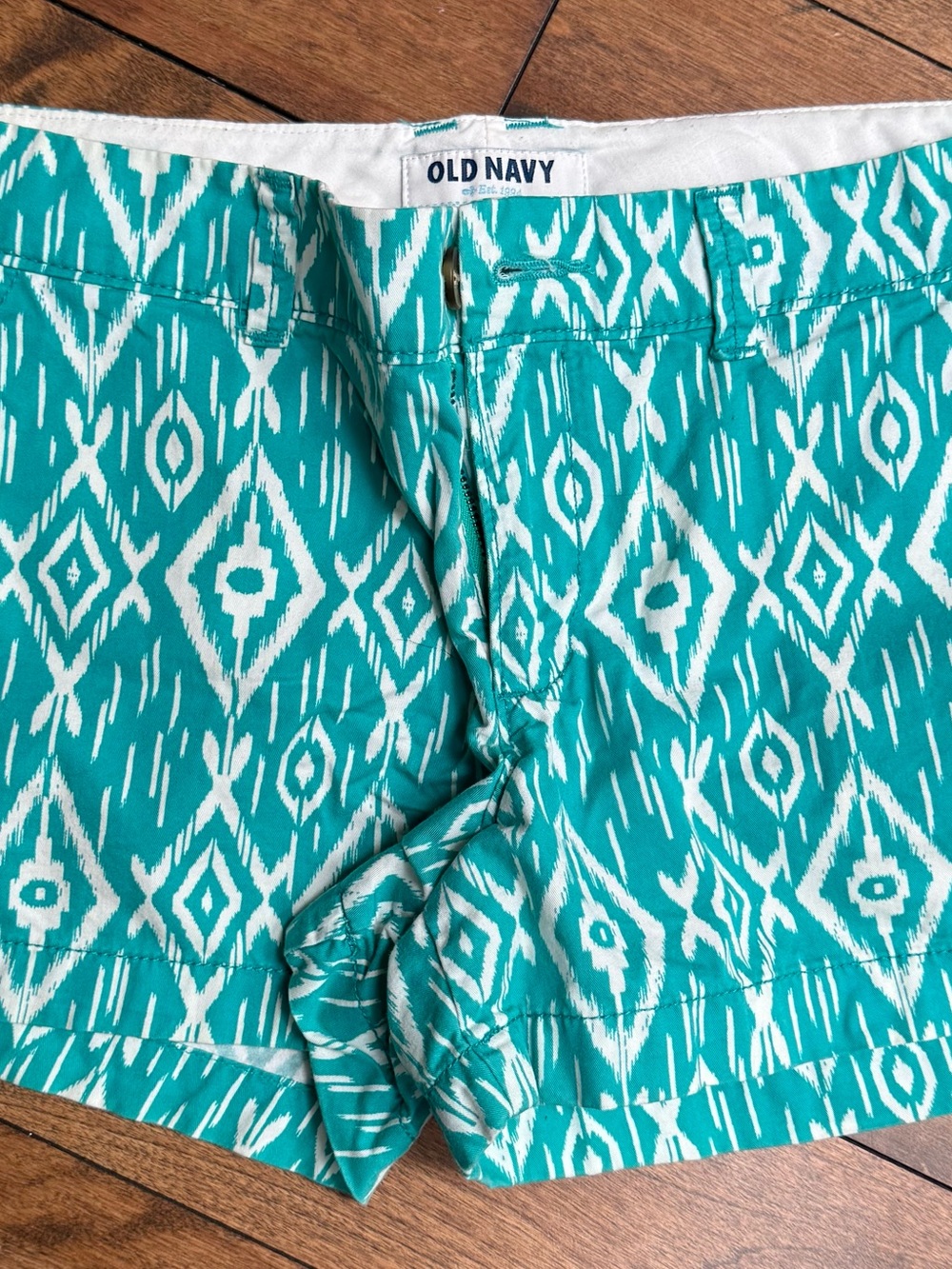 Old Navy Turquoise and White Ikat Print Shorts